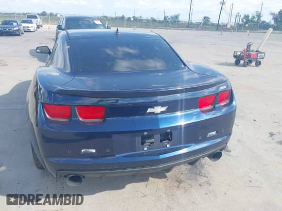 2010 Chevrolet Camaro 2SS с VIN 2G1FK1EJ9A9171552, выставлен на аукционе IAAI как лот 43502657 с пробегом 194 193 миль миль и . История ставок и продаж доступна на DreamBid. Изображение 16.