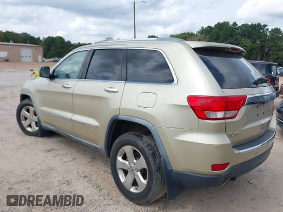 2011 Jeep Grand Cherokee Limited с VIN 1J4RR5GT8BC578627, выставлен на аукционе IAAI как лот 43311727 с пробегом 214 105 миль миль и . История ставок и продаж доступна на DreamBid. Изображение 3.