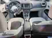 2019 Jeep Compass Latitude z VIN 3C4NJCBB5KT636714, wystawiony jako Copart lot #64874635 z przebiegiem Nie podano mil oraz Szkoda całkowita • Salvage title. Historia ofert i sprzedaży dostępna na DreamBid. Obrazek 8.