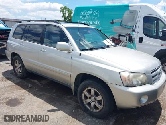 2005 Toyota Highlander с VIN JTEEP21A150100177, выставлен на аукционе IAAI как лот 42379927 с пробегом 187 915 миль миль и . История ставок и продаж доступна на DreamBid. Изображение 1.