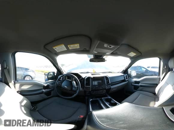 2020 Ford F-150 XL z VIN 1FTEW1C57LFB99289, wystawiony jako IAAI lot #43282298 z przebiegiem 68 131 mil mil oraz . Historia ofert i sprzedaży dostępna na DreamBid. Obrazek 17.