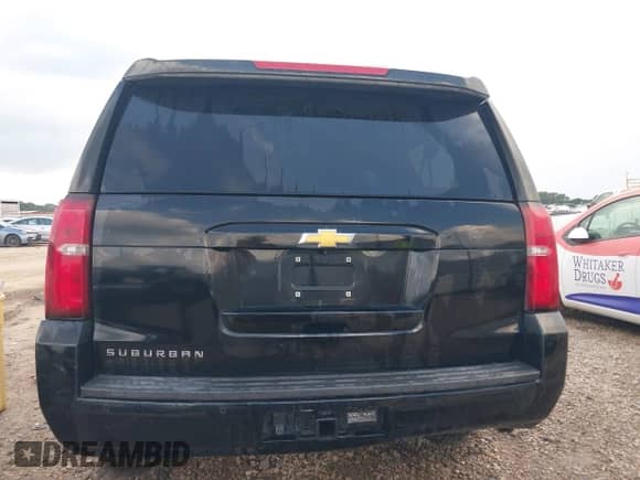 2018 Chevrolet Suburban LT с VIN 1GNSCHKC2JR359411, выставлен на аукционе IAAI как лот 43042117 с пробегом 178 519 миль миль и . История ставок и продаж доступна на DreamBid. Изображение 16.