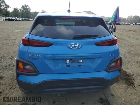 2020 Hyundai Kona SEL с VIN KM8K2CAA7LU489792, выставлен на аукционе Copart как лот 68432935 с пробегом 103 015 миль миль и Списание • Salvage title. История ставок и продаж доступна на DreamBid. Изображение 6.