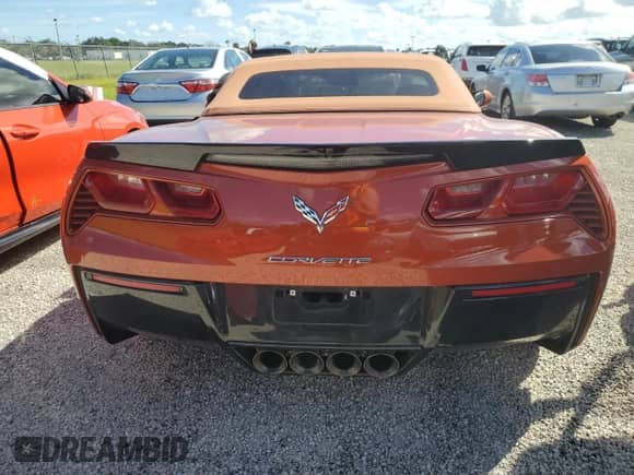 2015 Chevrolet Corvette 3LT с VIN 1G1YF3D73F5124116, выставлен на аукционе Copart как лот 73741374 с пробегом Не указан миль и На запчасти • Non repairable. История ставок и продаж доступна на DreamBid. Изображение 10.