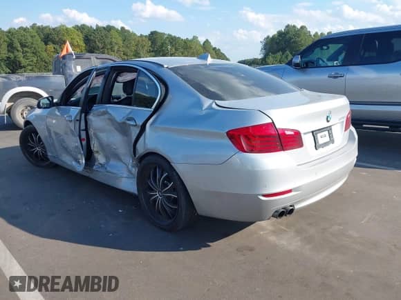 2016 BMW 5 Series 528i с VIN WBA5A5C53GG350549, выставлен на аукционе IAAI как лот 43313498 с пробегом 100 856 миль миль и . История ставок и продаж доступна на DreamBid. Изображение 3.