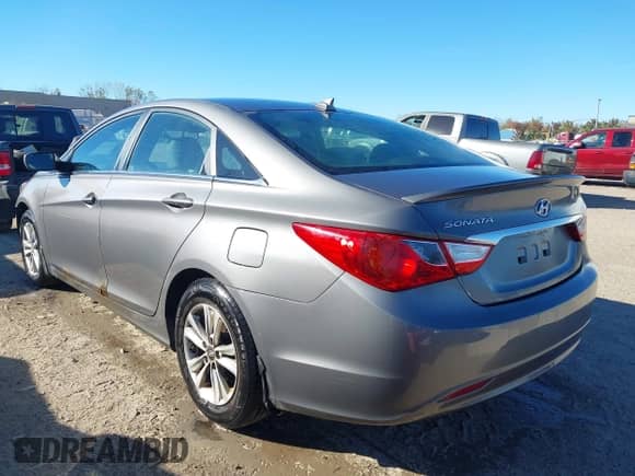 2013 Hyundai Sonata GLS with VIN 5NPEB4AC9DH807285, listed as a IAAI auction lot 43434603 with 138,364 mi miles and . Bid and sale history available at DreamBid. Image 3.