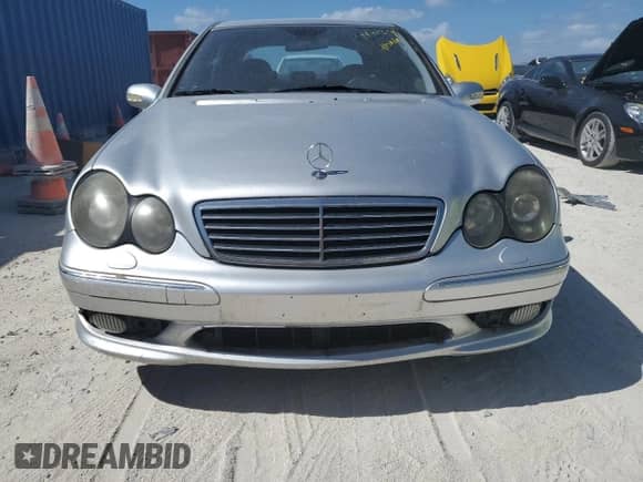 2003 Mercedes-Benz C AMG z VIN WDBRF65J23F409496, wystawiony jako Copart lot #77491234 z przebiegiem Nie podano mil oraz Szkoda całkowita • Salvage title. Historia ofert i sprzedaży dostępna na DreamBid. Obrazek 5.