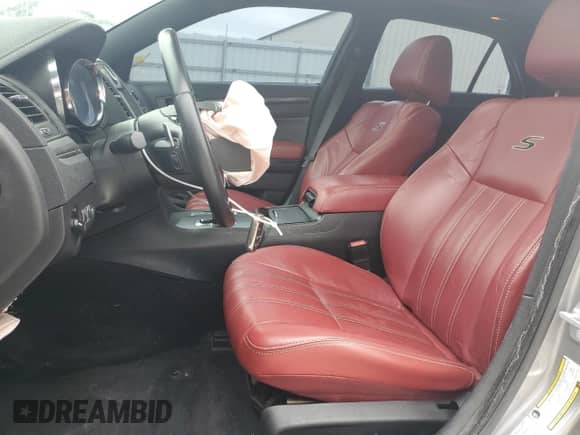 2014 Chrysler 300 S with VIN 2C3CCAGG3EH166842, listed as a Copart auction lot 67231315 with 155,438 mi miles and Non repairable. Bid and sale history available at DreamBid. Image 7.