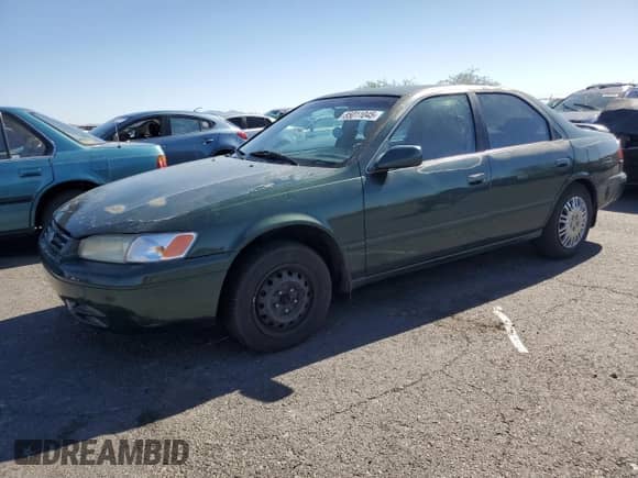 1999 Toyota Camry LE z VIN JT2BG28KXX0359137, wystawiony jako Copart lot #85011045 z przebiegiem 158 951 mil mil oraz Czysty tytuł • Clean title. Historia ofert i sprzedaży dostępna na DreamBid. Obrazek 1.