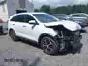 2017 Kia Sorento EX z VIN 5XYPHDA52HG321827, wystawiony jako IAAI lot #42747294 z przebiegiem 106 737 mil mil oraz . Historia ofert i sprzedaży dostępna na DreamBid. Obrazek 1.