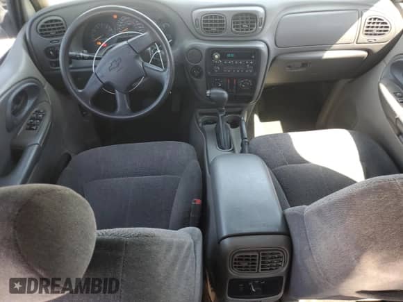2004 Chevrolet TrailBlazer LS с VIN 1GNDS13S242213628, выставлен на аукционе Copart как лот 67071795 с пробегом 149 683 миль миль и Списание • Salvage title. История ставок и продаж доступна на DreamBid. Изображение 8.