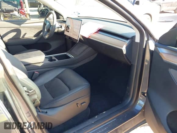 2023 Tesla Model Y Long Range с VIN 7SAYGAEE9PF969545, выставлен на аукционе IAAI как лот 43410429 с пробегом 15 885 миль миль и . История ставок и продаж доступна на DreamBid. Изображение 5.