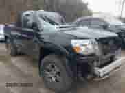 2011 Toyota Tacoma z VIN 5TFUU4EN9BX007217, wystawiony jako IAAI lot #41798391 z przebiegiem 71 684 mil mil oraz . Historia ofert i sprzedaży dostępna na DreamBid. Obrazek 1.