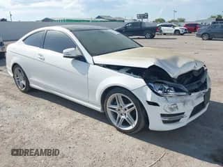 2015 Mercedes-Benz C 250 with VIN WDDGJ4HB4FG423257, listed as a IAAI auction lot 43394917 with 79,054 mi miles and . Bid and sale history available at DreamBid. Image 1.