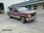 1998 GMC Sierra 1500 z VIN 1GTEC19W2WE548846, wystawiony jako Copart lot #44372455 z przebiegiem 290 769 mil mil oraz Szkoda całkowita • Salvage title. Historia ofert i sprzedaży dostępna na DreamBid. Obrazek 10.