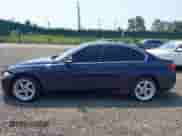 2014 BMW 3 Series 328i xDrive z VIN WBA3B3C51EJ982149, wystawiony jako IAAI lot #42897290 z przebiegiem 130 498 mil mil oraz . Historia ofert i sprzedaży dostępna na DreamBid. Obrazek 14.