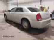 2005 Chrysler 300 Touring с VIN 2C3JA53G75H625400, выставлен на аукционе IAAI как лот 43314318 с пробегом 221 874 миль миль и . История ставок и продаж доступна на DreamBid. Изображение 3.