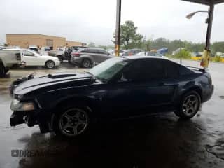 2002 Ford Mustang Standard with VIN 1FAFP40482F155448, listed as a Copart auction lot 56384085 with 303,834 mi miles and Salvage title. Bid and sale history available at DreamBid. Image 1.