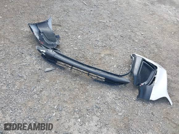 2018 Hyundai Accent SE with VIN 3KPC24A3XJE017548, listed as a IAAI auction lot 41932577 with 99,733 mi miles and . Bid and sale history available at DreamBid. Image 12.