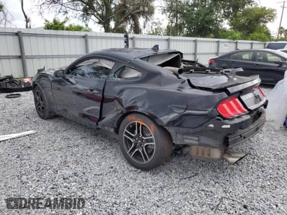 2020 Ford Mustang GT Premium z VIN 1FA6P8CF7L5176416, wystawiony jako Copart lot #85100865 z przebiegiem Nie podano mil oraz Szkoda całkowita • Salvage title. Historia ofert i sprzedaży dostępna na DreamBid. Obrazek 4.