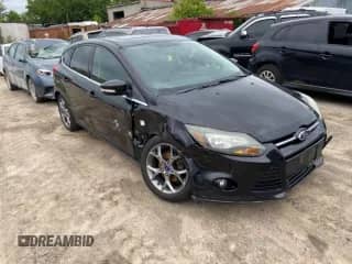 2013 Ford Focus Titanium with VIN 1FADP3N26DL299187, listed as a Copart auction lot 62098365 with 176,661 mi miles and Clean title. Bid and sale history available at DreamBid. Image 1.