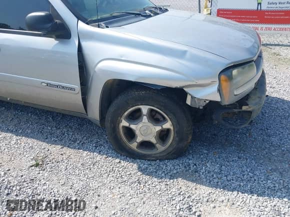 2004 Chevrolet TrailBlazer LS с VIN 1GNDT13S742126708, выставлен на аукционе IAAI как лот 42796770 с пробегом Не указан миль и . История ставок и продаж доступна на DreamBid. Изображение 12.