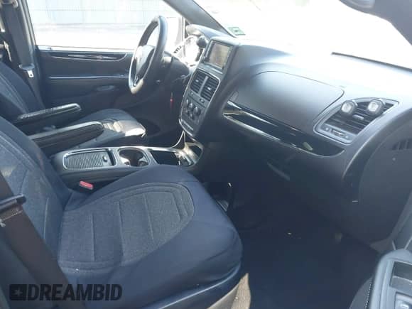 2014 Dodge Grand Caravan SE with VIN 2C4RDGBG9ER278682, listed as a IAAI auction lot 42411546 with 149,059 mi miles and . Bid and sale history available at DreamBid. Image 5.