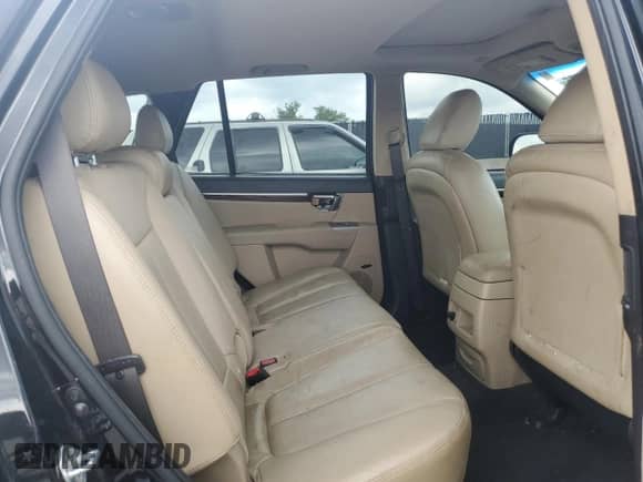 2012 Hyundai Santa Fe Limited z VIN 5XYZK3AB8CG125653, wystawiony jako Copart lot #81908775 z przebiegiem 209 217 mil mil oraz Czysty tytuł • Clean title. Historia ofert i sprzedaży dostępna na DreamBid. Obrazek 11.