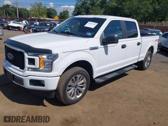2018 Ford F-150 XL z VIN 1FTFW1E55JFC94500, wystawiony jako IAAI lot #43122542 z przebiegiem 92 957 mil mil oraz . Historia ofert i sprzedaży dostępna na DreamBid. Obrazek 2.
