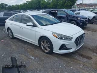 2018 Hyundai Sonata SEL with VIN 5NPE34AF3JH597107, listed as a IAAI auction lot 42825492 with 220,705 mi miles and . Bid and sale history available at DreamBid. Image 1.