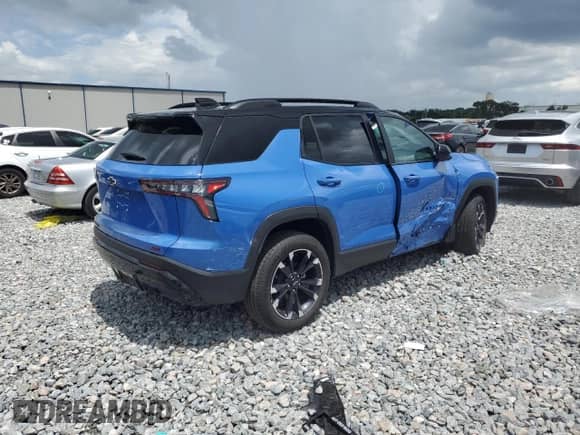 2025 Chevrolet Equinox FWD RS z VIN 3GNAXLEG7SL212818, wystawiony jako Copart lot #67045615 z przebiegiem 3 450 mil mil oraz Szkoda całkowita • Salvage title. Historia ofert i sprzedaży dostępna na DreamBid. Obrazek 3.