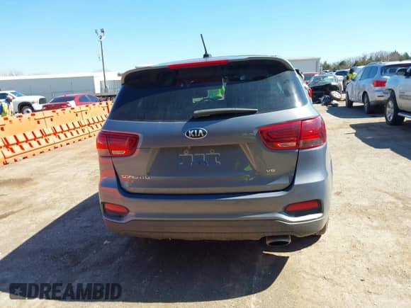 2020 Kia Sorento LX z VIN 5XYPGDA53LG612283, wystawiony jako IAAI lot #41724833 z przebiegiem 91 421 mil mil oraz . Historia ofert i sprzedaży dostępna na DreamBid. Obrazek 16.