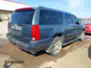 2008 Cadillac Escalade ESV с VIN 1GYFK66898R261388, выставлен на аукционе IAAI как лот 41919178 с пробегом 233 060 миль миль и . История ставок и продаж доступна на DreamBid. Изображение 4.
