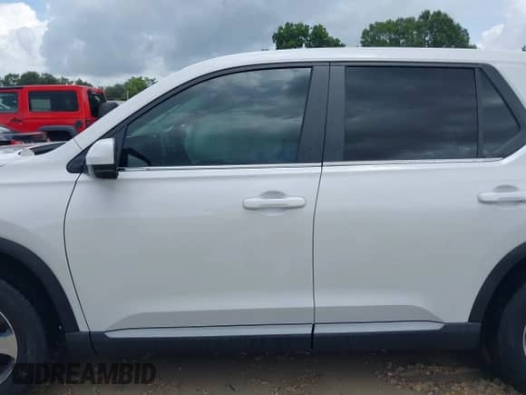 2025 Honda Pilot EX-L с VIN 5FNYG1H47SB071776, выставлен на аукционе IAAI как лот 42702072 с пробегом 7 236 миль миль и . История ставок и продаж доступна на DreamBid. Изображение 14.