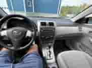 2011 Toyota Corolla L с VIN JTDBU4EEXBJ096063, выставлен на аукционе Copart как лот 83981585 с пробегом 134 610 миль миль и Чистый • Clean title. История ставок и продаж доступна на DreamBid. Изображение 9.