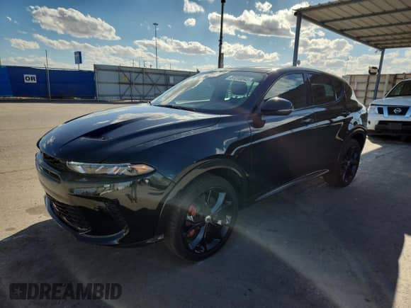 2024 Dodge Hornet R/T with VIN ZACPDFCW8R3A20730, listed as a Copart auction lot 87210045 with 639 mi miles and Salvage title. Bid and sale history available at DreamBid. Image 1.