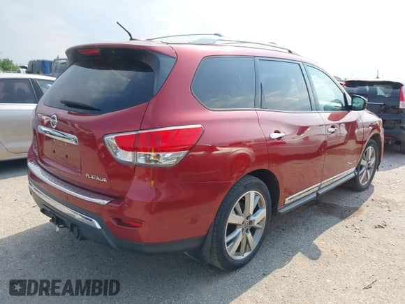 2014 Nissan Pathfinder S z VIN 5N1AR2MN2EC615825, wystawiony jako IAAI lot #43081365 z przebiegiem 167 514 mil mil oraz . Historia ofert i sprzedaży dostępna na DreamBid. Obrazek 4.