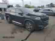 2025 Nissan Pathfinder Platinum с VIN 5N1DR3DJ5SC201708, выставлен на аукционе Copart как лот 83776145 с пробегом 7 963 миль миль и Списание • Salvage title. История ставок и продаж доступна на DreamBid. Изображение 4.