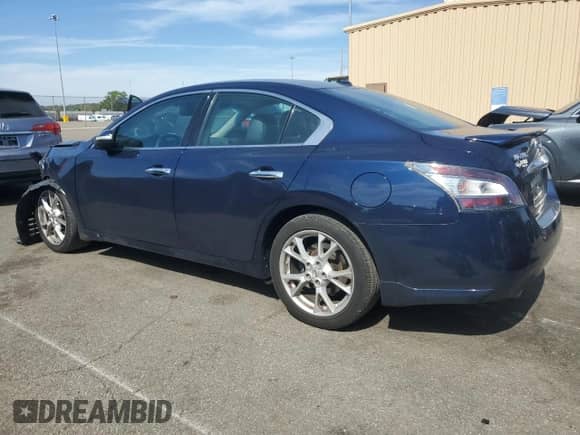 2014 Nissan Maxima SV with VIN 1N4AA5AP1EC471614, listed as a Copart auction lot 84806125 with 74,303 mi miles and Salvage title. Bid and sale history available at DreamBid. Image 2.