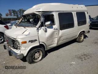 1992 Chevrolet Chevy Van с VIN 1GBEG25KXN7108510, выставлен на аукционе Copart как лот 75838154 с пробегом 232 041 миль миль и Списание • Salvage title. История ставок и продаж доступна на DreamBid. Изображение 1.