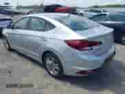 2019 Hyundai Elantra Limited z VIN KMHD84LF1KU769096, wystawiony jako IAAI lot #42754465 z przebiegiem 156 745 mil mil oraz . Historia ofert i sprzedaży dostępna na DreamBid. Obrazek 3.