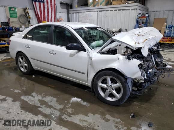 2008 Hyundai Sonata SE с VIN 5NPEU46C48H297842, выставлен на аукционе Copart как лот 66300955 с пробегом Не указан миль и Списание • Salvage title. История ставок и продаж доступна на DreamBid. Изображение 4.
