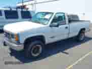 1997 GMC Sierra 1500 with VIN 1GTEK14W6VZ549578, listed as a IAAI auction lot 42415651 with 203,458 mi miles and . Bid and sale history available at DreamBid. Image 2.