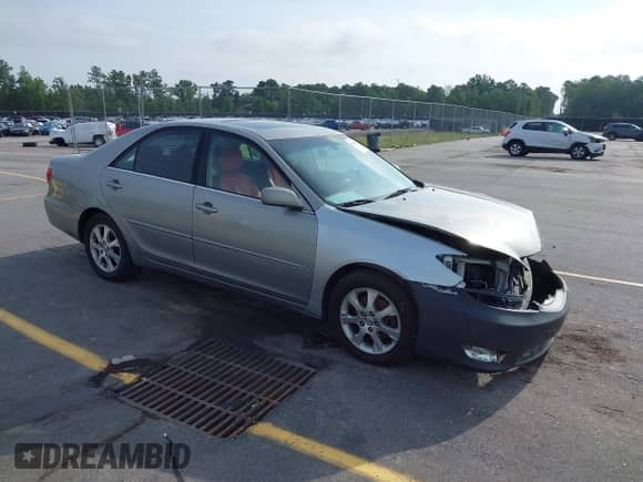 2005 Toyota Camry LE с VIN 4T1BF30K05U596653, выставлен на аукционе IAAI как лот 42482189 с пробегом 242 939 миль миль и . История ставок и продаж доступна на DreamBid. Изображение 1.