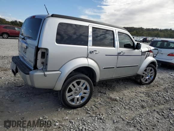 2011 Dodge Nitro Heat с VIN 1D4PT4GK0BW589302, выставлен на аукционе Copart как лот 75655424 с пробегом 221 236 миль миль и Списание • Salvage title. История ставок и продаж доступна на DreamBid. Изображение 3.