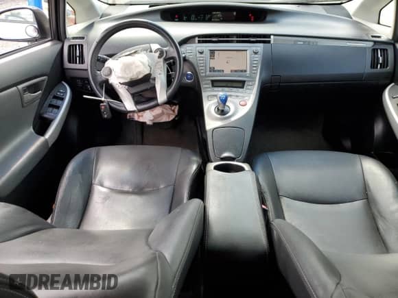 2012 Toyota Prius z VIN JTDKN3DP4C3007717, wystawiony jako Copart lot #87479475 z przebiegiem 247 856 mil mil oraz Szkoda całkowita • Salvage title. Historia ofert i sprzedaży dostępna na DreamBid. Obrazek 8.