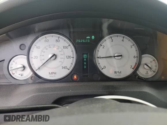 2006 Chrysler 300 Touring с VIN 2C3KA53G46H351336, выставлен на аукционе Copart как лот 81835515 с пробегом 262 629 миль миль и Списание • Salvage title. История ставок и продаж доступна на DreamBid. Изображение 9.