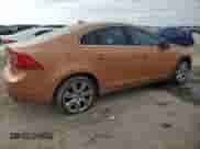 2012 Volvo S60 T6 with VIN YV1902FH8C2024792, listed as a Copart auction lot 43811995 with 189,057 mi miles and Salvage title. Bid and sale history available at DreamBid. Image 3.