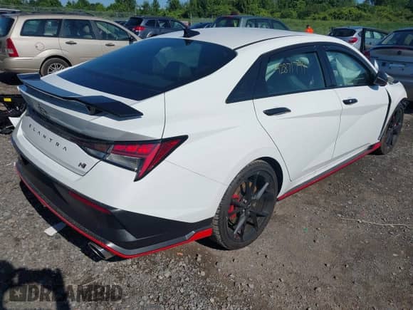 2025 Hyundai Elantra with VIN KMHLW4DK6SU030609, listed as a IAAI auction lot 42871744 with 1,681 mi miles and . Bid and sale history available at DreamBid. Image 4.