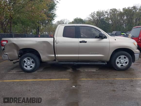 2009 Toyota Tundra с VIN 5TFRU54119X018765, выставлен на аукционе IAAI как лот 43506737 с пробегом 175 897 миль миль и . История ставок и продаж доступна на DreamBid. Изображение 13.